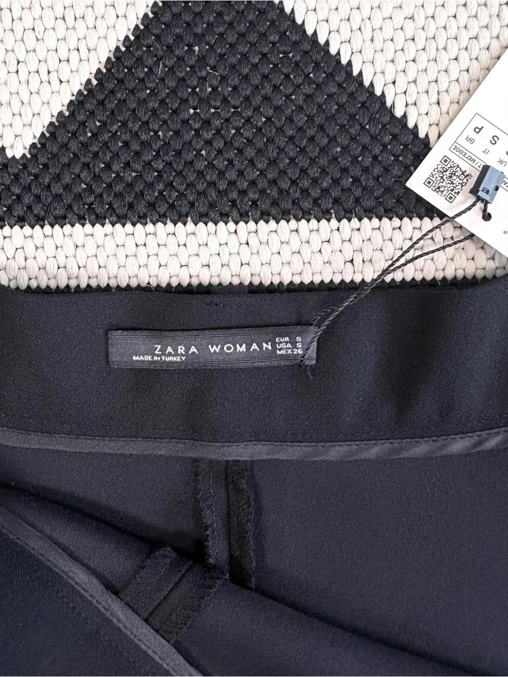 Zara Belted A-line Mini Skirt in Black Small